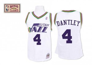 Mitchell and Ness NBA Maillot De Basket Adrian Dantley Utah Jazz #4 Throwback Blanc Homme