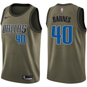 Maillot Basket Barnes Mavericks No.40 Salute to Service Nike Homme vert